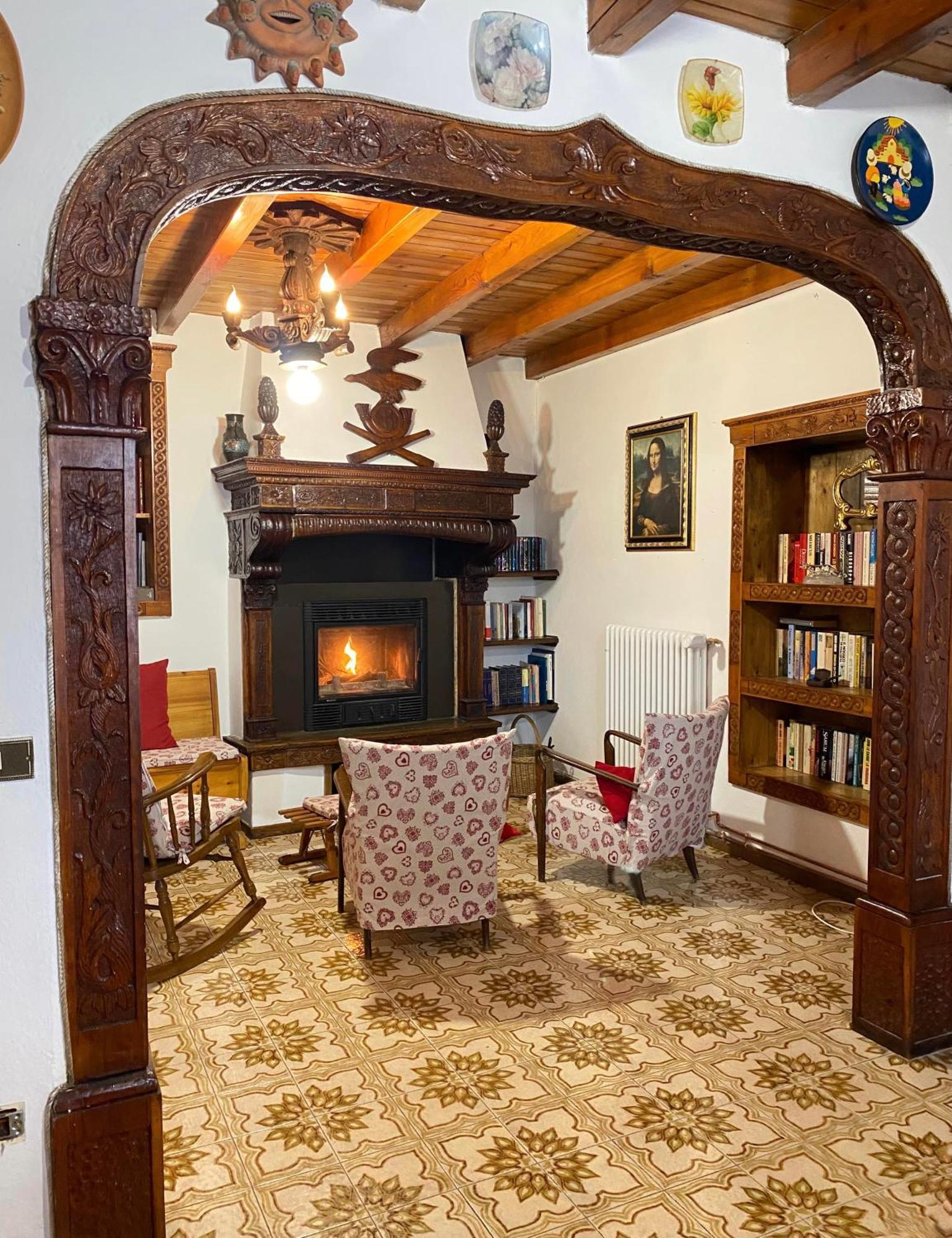 Casa Nel Centro Storico Di Borno 빌라 외부 사진