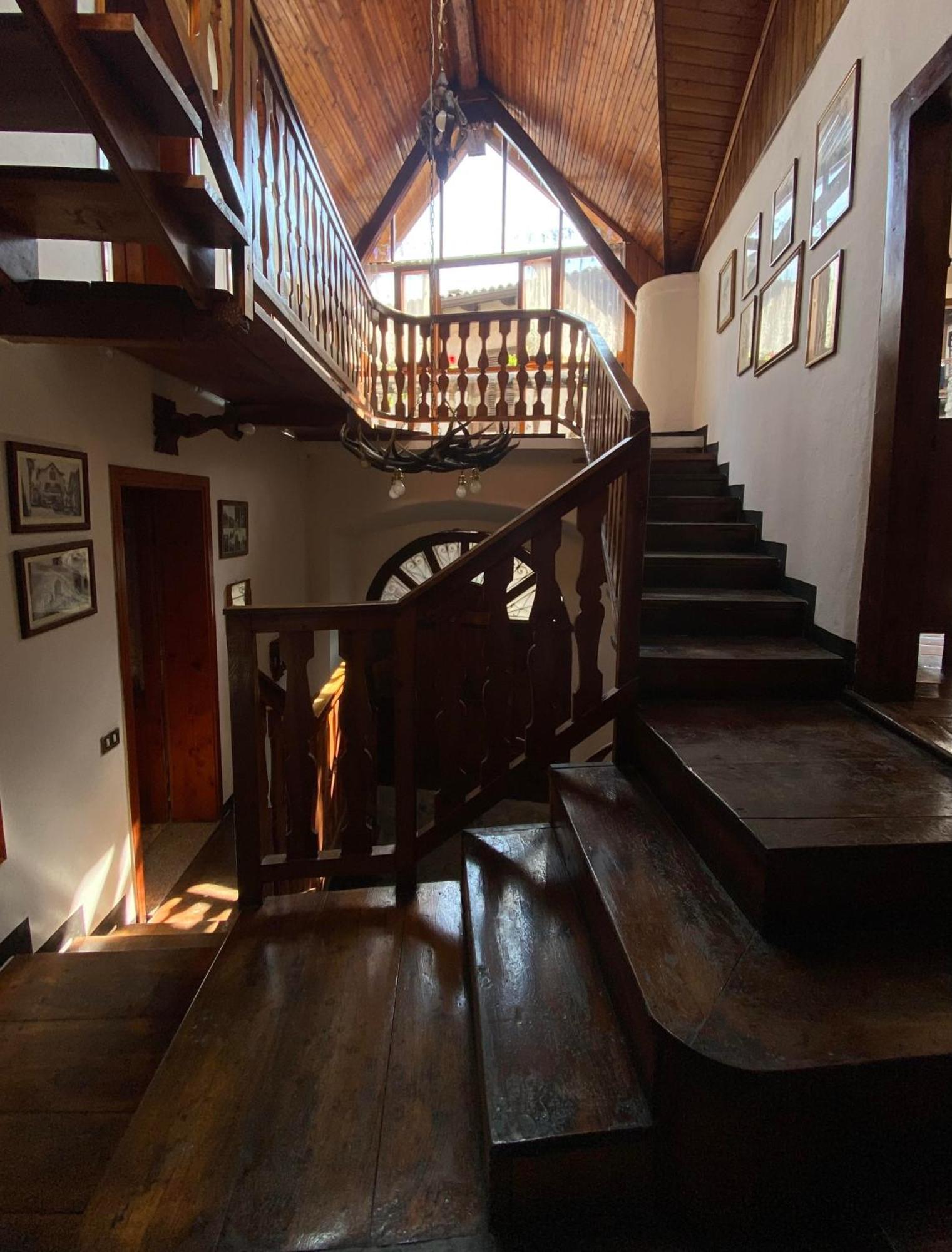 Casa Nel Centro Storico Di Borno 빌라 외부 사진